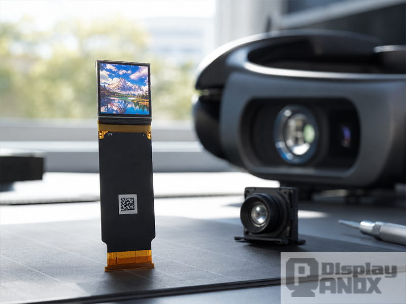 1.03 inch Micro OLED display module for AR and optical viewer applications